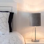Apartament Close To The Beach, 5 Minutes Walk *