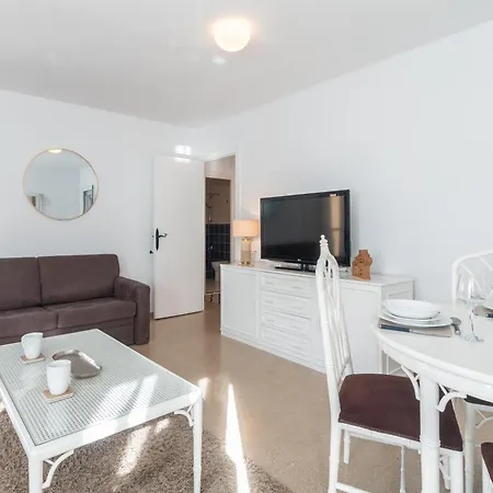 Apartamento Close To The Beach, 5 Minutes Walk San Luis de Sabinillas