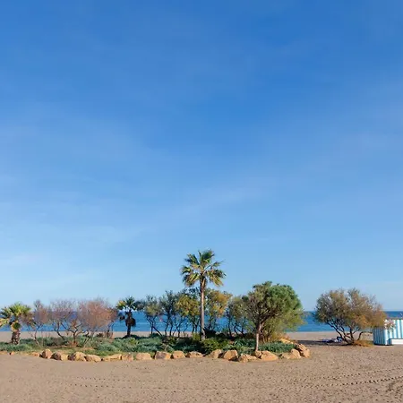 Close To The Beach, 5 Minutes Walk San Luis de Sabinillas